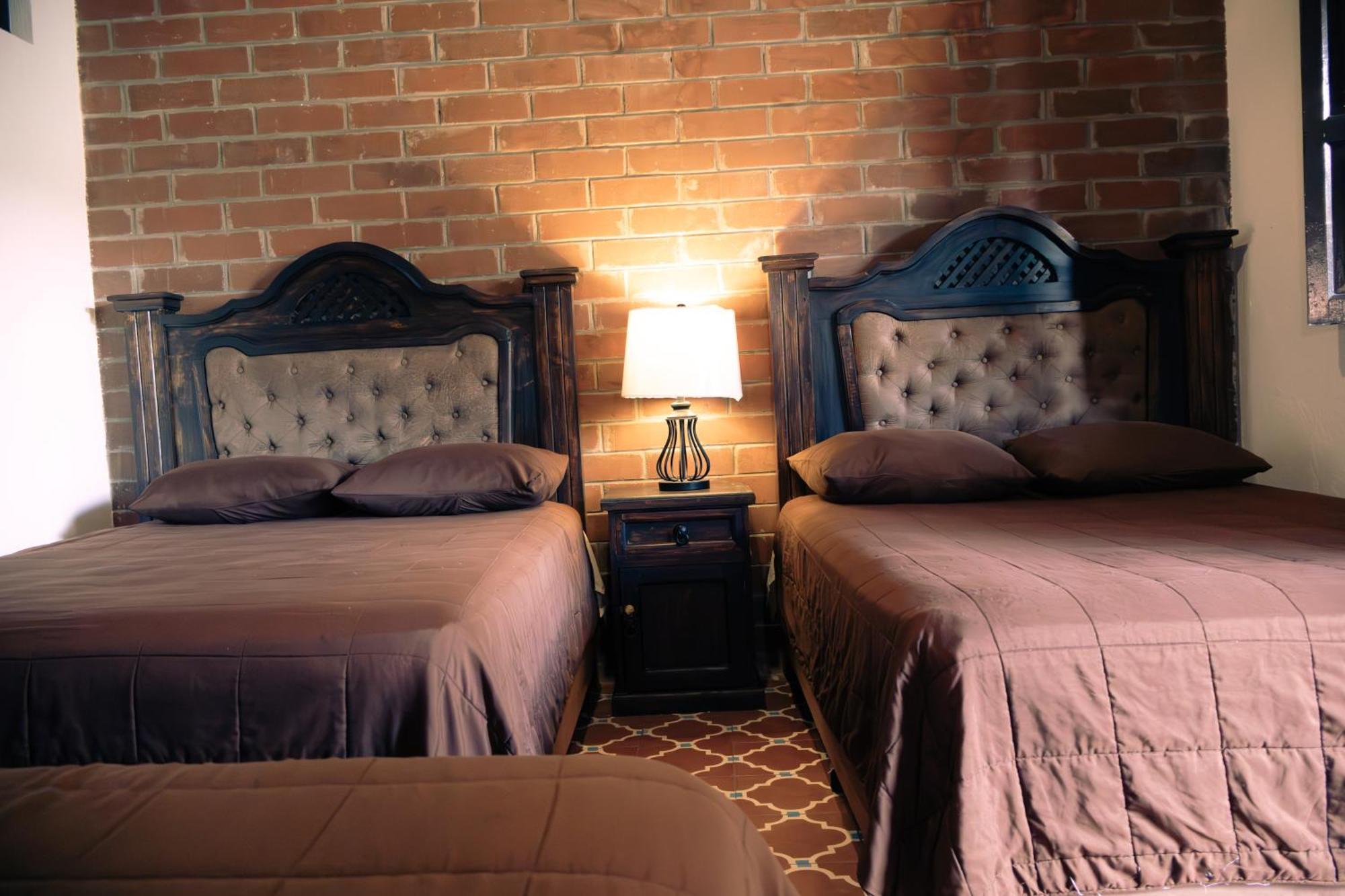 Lar Antiqua Hotel كويتزالتنانغو المظهر الخارجي الصورة